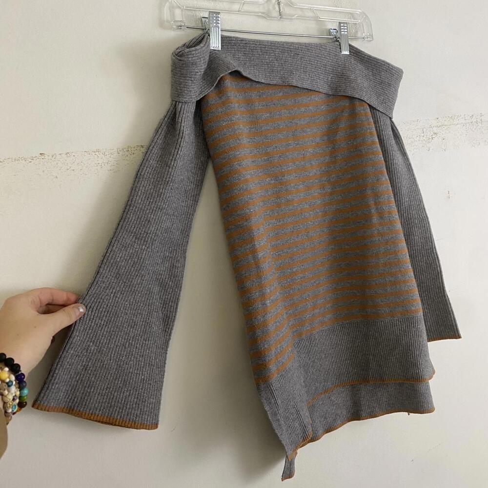 Anthropologie Striped Elise Ribbed Off Shoulder Sweater in gray and orange sz XS - Picture 3 of 7